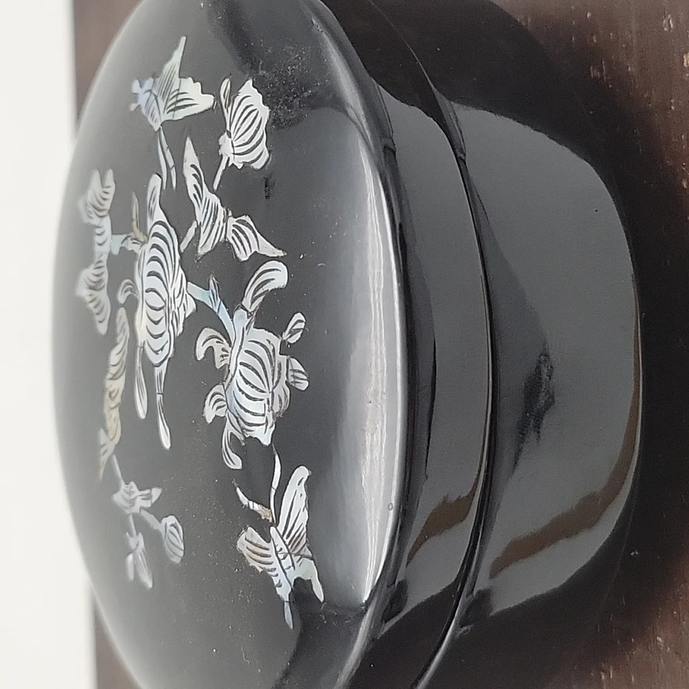 Vtg Black Lacquer Box Lid Mother of Pearl Inlaid Bird Butterfly Trinket Jewelry